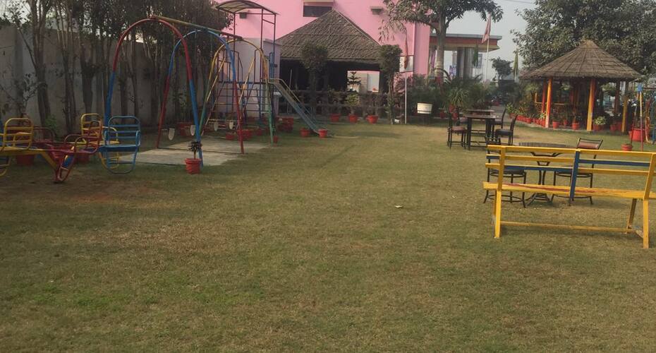 Hotel Skylark, Ghaziabad 4
